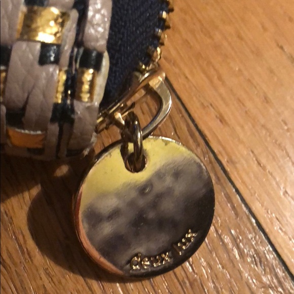 Pre-owned Deux Lux Zip Around Wristlet Wallet - Picture 6 of 6